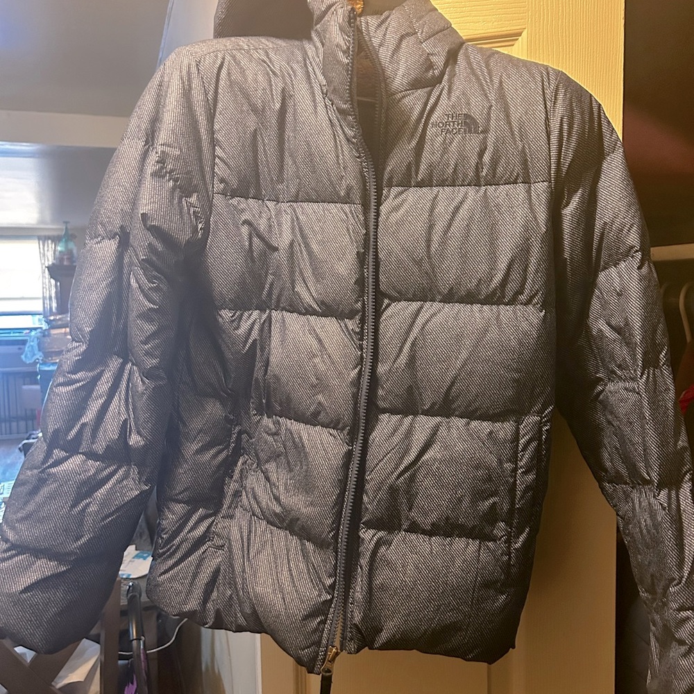 Like new boys coat Sherpa inside